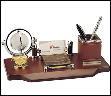 ����ľ�̨��