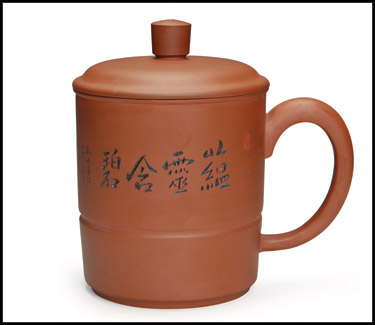 ���麬��