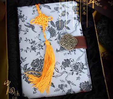 ����ʼǱ����׵���ɫ��